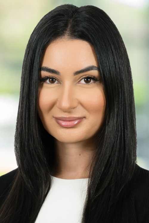 Headshot of Leah Giragosian