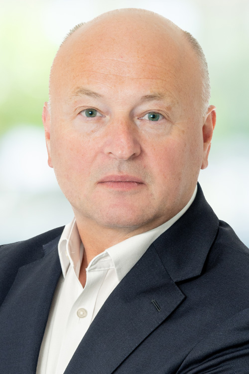 Headshot of Tim Chapman