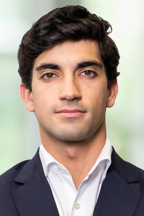 Headshot of Juan Iglesias