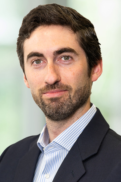 Headshot of Pedro Del Campo 