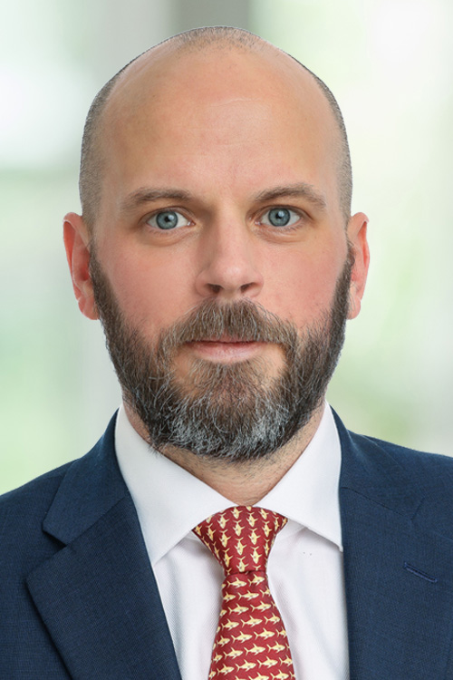 Headshot of Stephen Convery